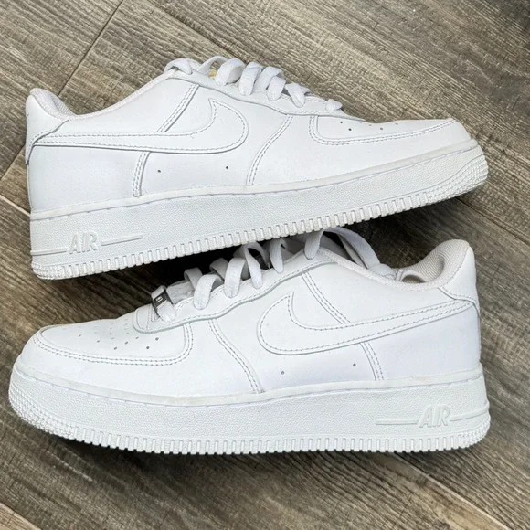 Nike Air Force 1 one white low af 6.5 8 - Picture 1 of 7